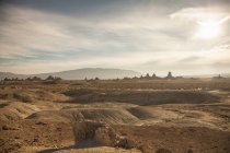 Далеких подання Trona Pinnacles, Trona, Каліфорнія, США — стокове фото