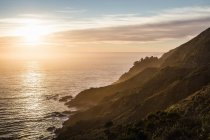 Big sur Nationalpark bei Sonnenuntergang, Kalifornien, USA — Stockfoto