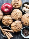 Muffins with apple and cinnamon — Stock Photo
