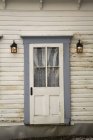 Haustür an einem alten wohnhaus, quebec, canada — Stockfoto