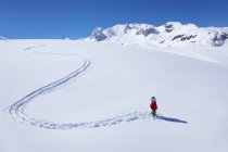 Little girl skiing on mountain — Stock Photo