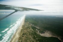 Vista aérea del cabo Reinga, Nueva Zelanda - foto de stock