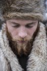 Homem adulto médio com barba, retrato — Fotografia de Stock