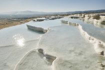 White hot spring terraces, Pamukkale, Anatolia, Turkey — Stock Photo