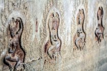 Sculptures de danseurs au Cambodge à Angkor Wat, Siem Reap. — Photo de stock