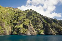 Vista panorámica de la isla Fatu hiva, islas marquesas - foto de stock