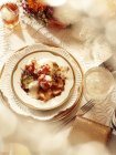 Обед в стиле 20-х годов, блюдо из медальона Лобстера на столешнице — стоковое фото
