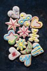 Vista de perto de biscoitos de gengibre decorados — Fotografia de Stock