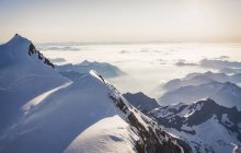 Idílica montanha nevada picos, Itália — Fotografia de Stock