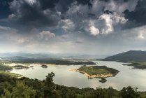 Озеро Scutari, Рієка Crnojevica, Чорногорія, — стокове фото