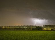 Thunderstorm over greenhouse, Rith, Noord-Brabant, Netherlands — Stock Photo