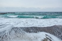 Lapping waves on beach, Odessa, Odessa Oblast, Ukraine, Europe — Stock Photo