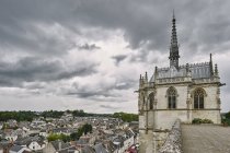 Elevated view of rooftops and Saint Hubert Chapel where Da Vinci is buried, Amboise, Loire Valley, France — Stock Photo