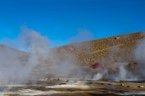 Champ de geyser au désert d'atacama, antofagasta, chili — Photo de stock