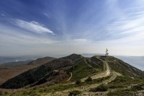Tour de télécommunications au sommet de la montagne Turo de l'Home, Montseny, Catalogne, Espagne, Europe — Photo de stock