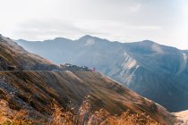 Paysage de vallée de montagne, Draja, Vaslui, Roumanie — Photo de stock