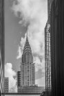 Vista del edificio Chrysler, B & W, Nueva York, Estados Unidos - foto de stock