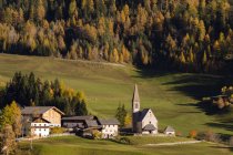 Vila de Santa Maddalena, Vale do Funes, Dolomitas, Alto Adige, Itália, Europa — Fotografia de Stock