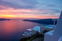 Вид на море и закат, Ия, Санторини, Калладес, Греция — стоковое фото