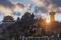 Ganden Sumtseling Monastery, Condado de Shangri-La, Yunnan, China - foto de stock