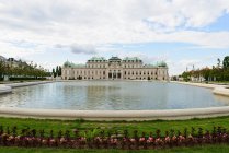 Дворец и музей Бельведер, Вена, Австрия — стоковое фото