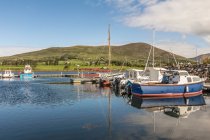 Barche da pesca, porto di Cahersiveen, contea di Kerry, Irlanda — Foto stock