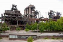 Usine de charbon et d'acier, parc de North-Duisburg, région de la Ruhr, Allemagne — Photo de stock