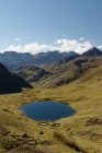 Озеро й гори, Ларес, Перу — стокове фото