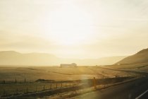 Дорога в сторону Рейкьявика, Средфлотур, Исландия — стоковое фото