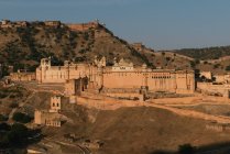 Vista elevada de Amer Fort Palace, Jaipur, Rajasthan, Índia — Fotografia de Stock