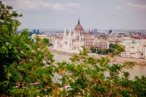 Bâtiment du Parlement, le moins cher, la Hongrie — Photo de stock