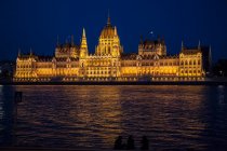 Palazzo del Parlamento di notte, Budapest, Ungheria — Foto stock
