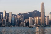 Morgengrauen über der Skyline von Hongkong Central, Avenue of Stars, Kowloon — Stockfoto