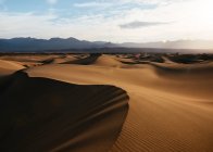 Mesquite Sand Dunes ao amanhecer, Death Valley National Park, Califórnia, EUA — Fotografia de Stock