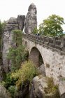 Erhöhter Blick auf Bastei-Felsen am Malerweg, Sächsische Schweiz — Stockfoto