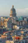Paisagem urbana de alto ângulo de Havana Velha e Edifício Capitol, Havana — Fotografia de Stock