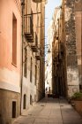 Alte Straße in Cagliari, Sardinien, Italien — Stockfoto