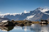 Lago, Matterhorn, Alpes suizos, Suiza - foto de stock
