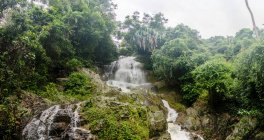 Na Muang Waterfalls in rainforest, Koh Samui, Thailand — Stock Photo