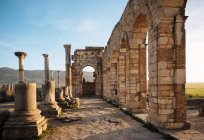 Ruinas romanas de Volubilis, Meknes, Marruecos, África del Norte - foto de stock
