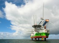 Très grands parcs éoliens offshore en cours de construction dans la partie néerlandaise de — Photo de stock