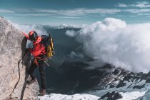 Climber on Tantalus Traverse, a classic alpine traverse close to — Stock Photo