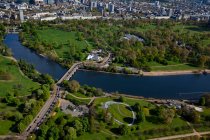 Reino Unido, Londres, Vista aérea de Hyde Park y la Serpentine - foto de stock