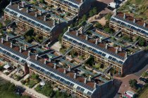 Reino Unido, Londres, Hackbridge, Vista aérea do desenvolvimento habitacional BedZED — Fotografia de Stock