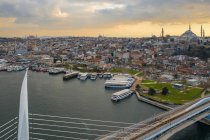 Turkey, Istanbul, Aerial view of Golden Horn and cityscape at sunset — Stock Photo