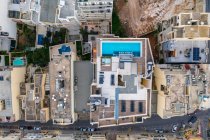Malta, Mellieha, Vista aérea de edifícios de apartamentos — Fotografia de Stock