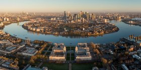 Großbritannien, London, Luftaufnahme von Greenwich im Morgengrauen — Stockfoto