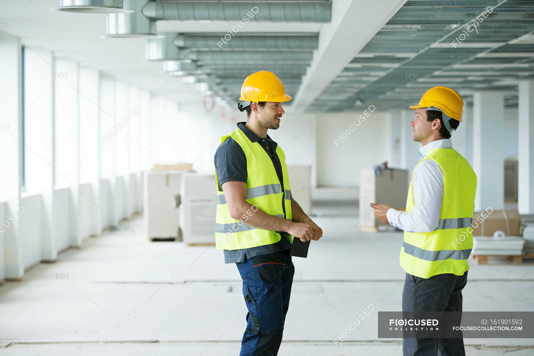 men in hi vis