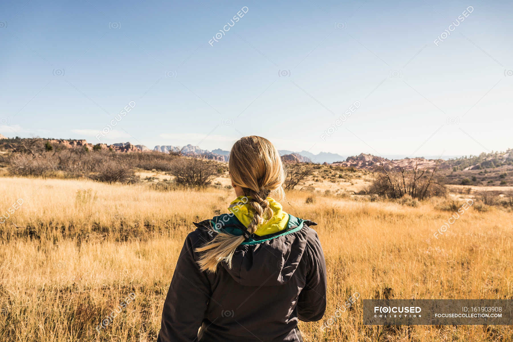 Woman looking at view — independence, adventure - Stock Photo | #161903908