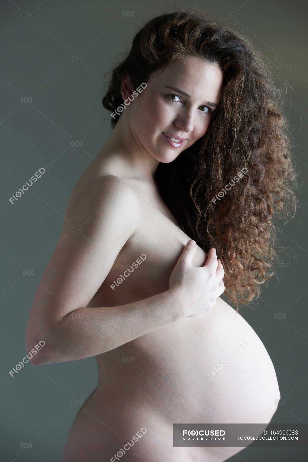 Nude Pregnant Photo